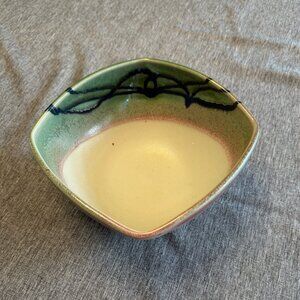 Ceramic bowl - Artfully glazed - Round base, Squared top
